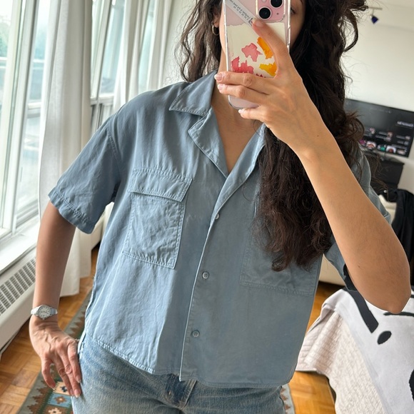 Cropped ARITZIA / Babaton Button Up - Picture 3 of 7